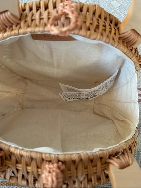 Zara Basic Collection Woven Round Handbag with Adjustable Strap - Picture 6 of 6